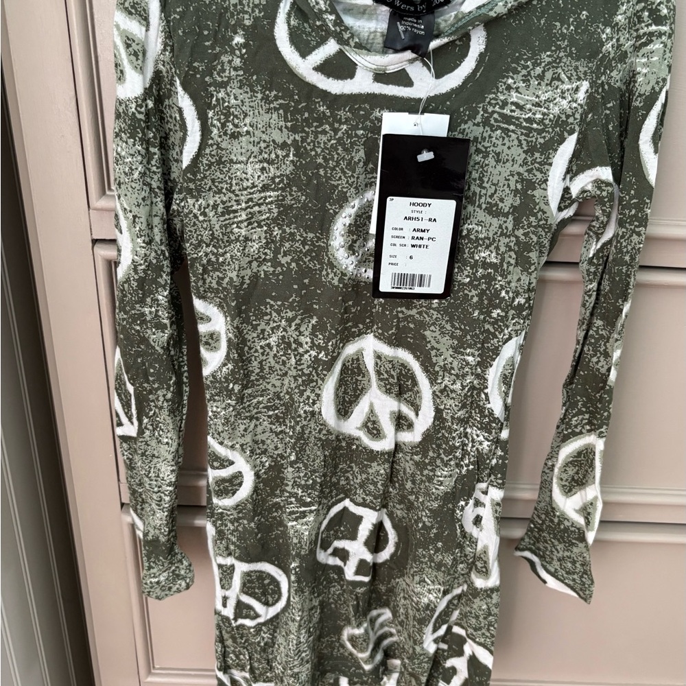Flowers by Zoe Green Peace Sign Long Sleeve hooded  kids Dress size 6 nwt